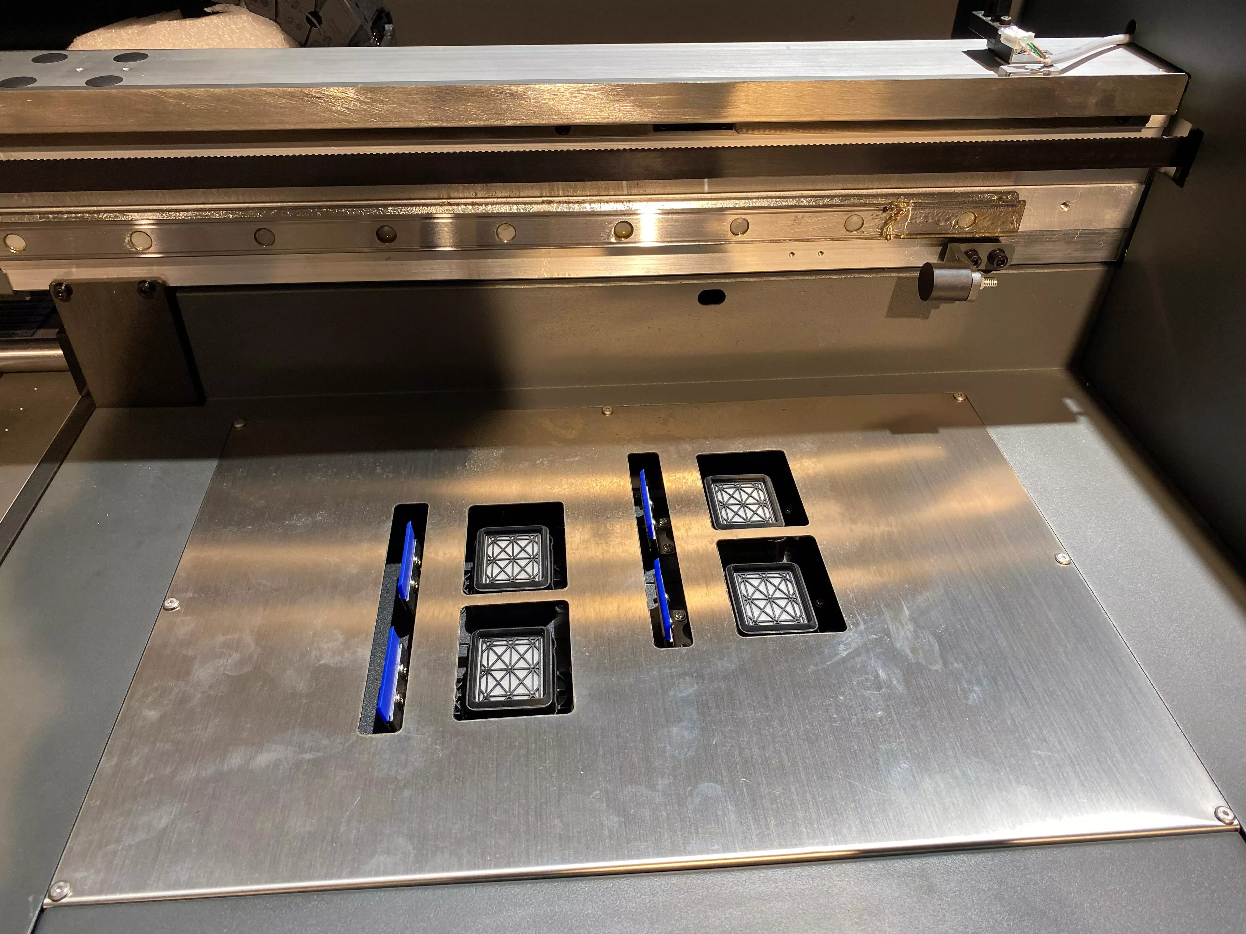 Glitter Hybrit 1804UV i3200 Dijital Baskı Makinesi